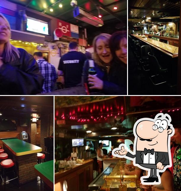 Red Fox Lounge 3